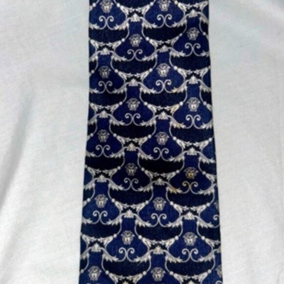 VERSACE Medusa Men's Silk Tie - Picture 3 of 6